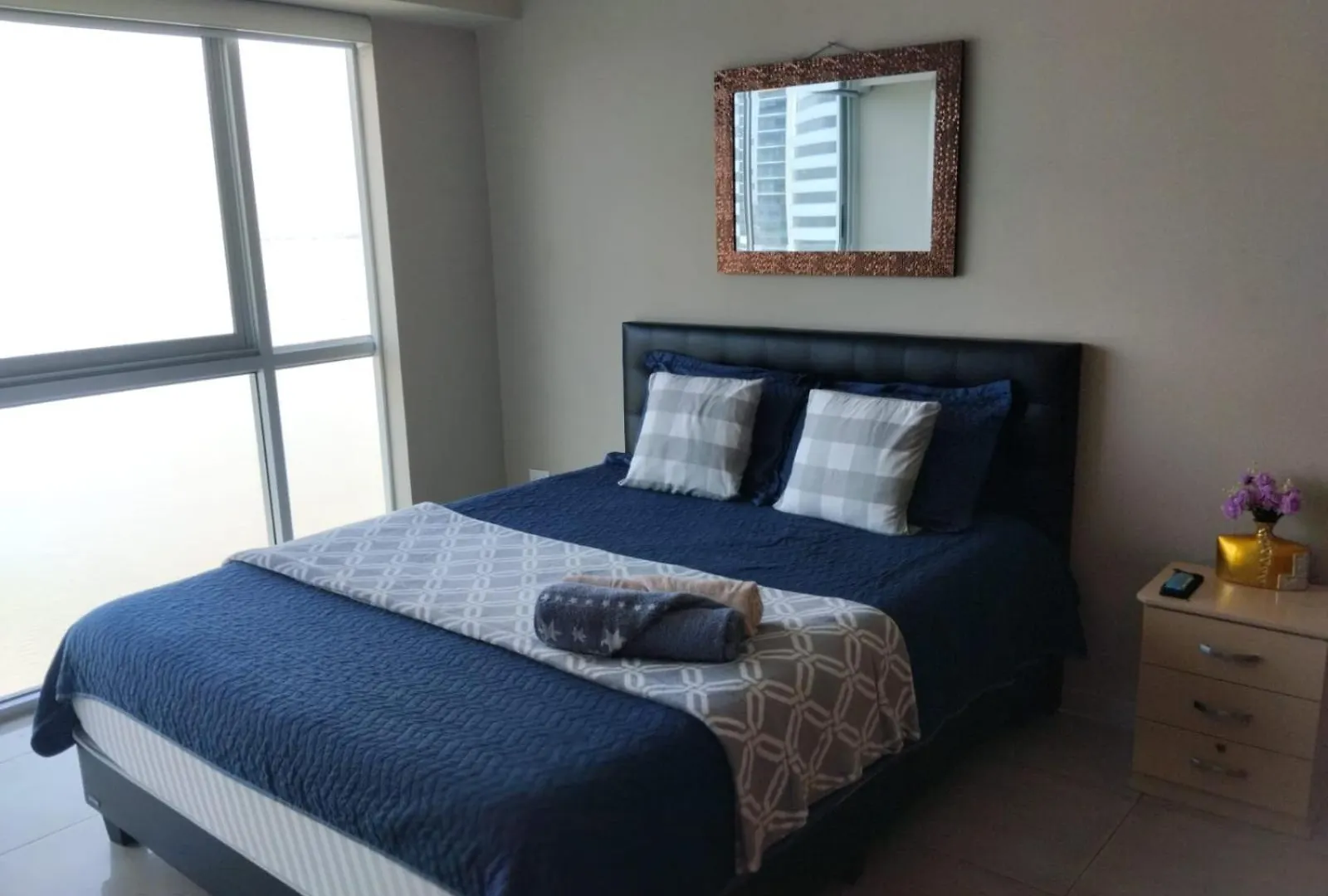 Luxuri Suite Vista Al Rio Guayaquil 0*,  Ecuador